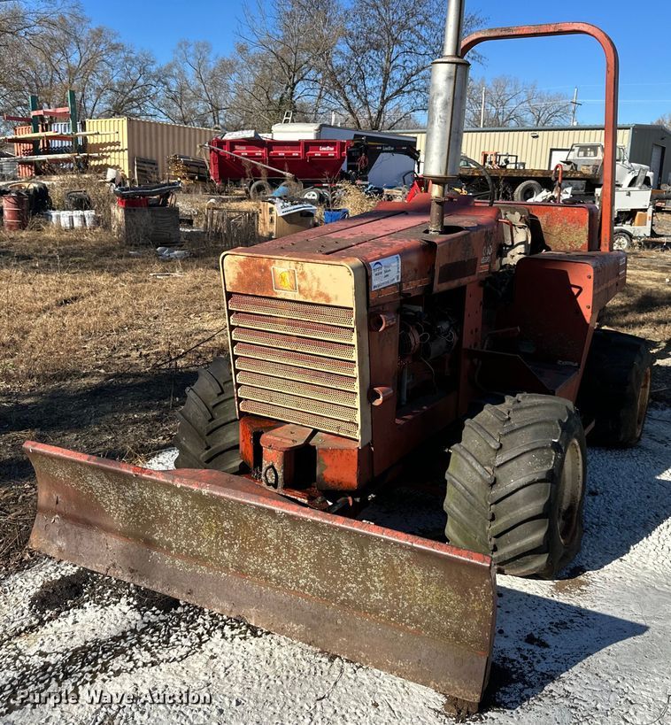 Ditch Witch 4010DD  trencher - DW2930