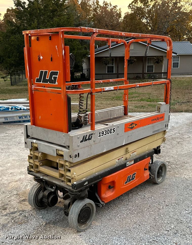 2010 JLG 1930ES  scissor lift - KT9149
