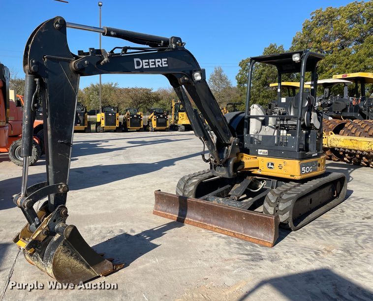 2015 John Deere 50G  mini excavator - LV9201