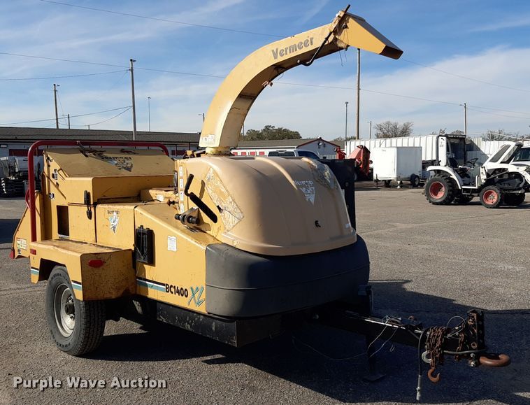 2005 Vermeer BC1400  wood chipper - LX9802