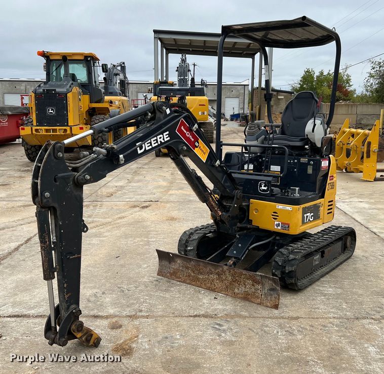 2019 John Deere 17G  mini excavator - MH9927