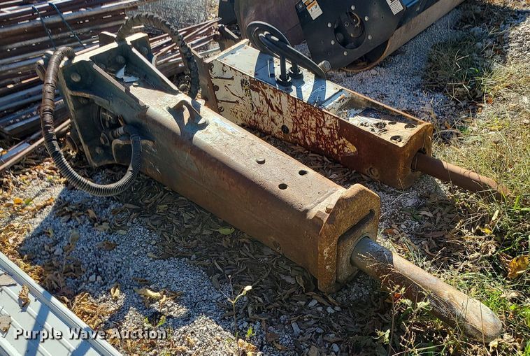 Komatsu JPB 2200V  breaker - MJ9486