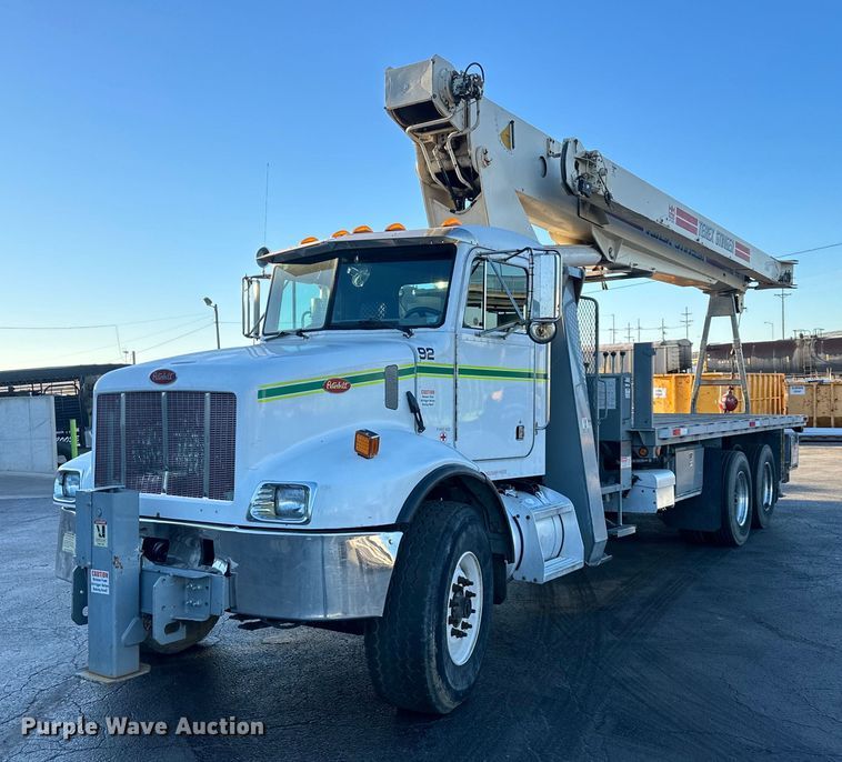 2002 Peterbilt 330  crane truck - NL9135
