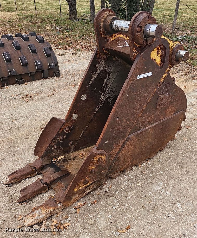 Caterpillar 320C  excavator bucket - NP9183