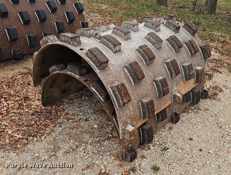 Ingersoll Rand  sheep's foot roller - NP9185