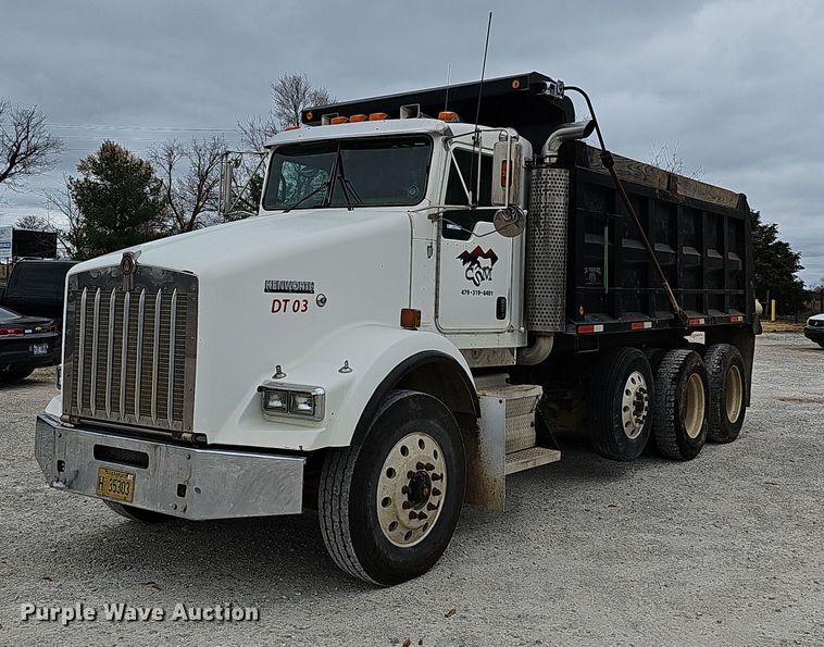 2007 Kenworth T800  dump truck - NP9190
