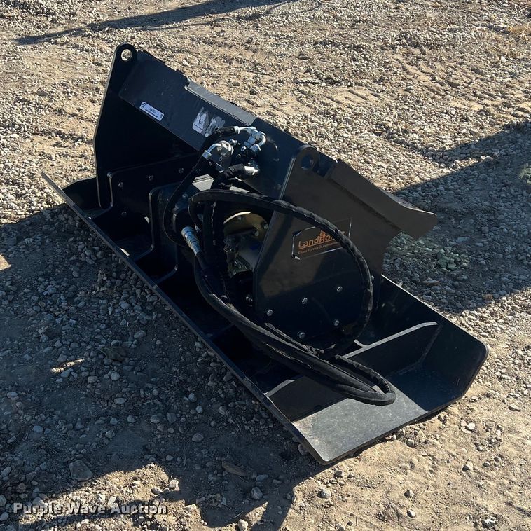 LandHonor  skid steer plate compactor - OA9207
