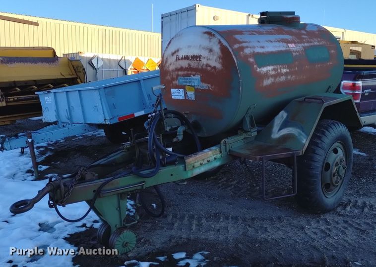 Fruehauf M107A2  fuel trailer - DJ7035