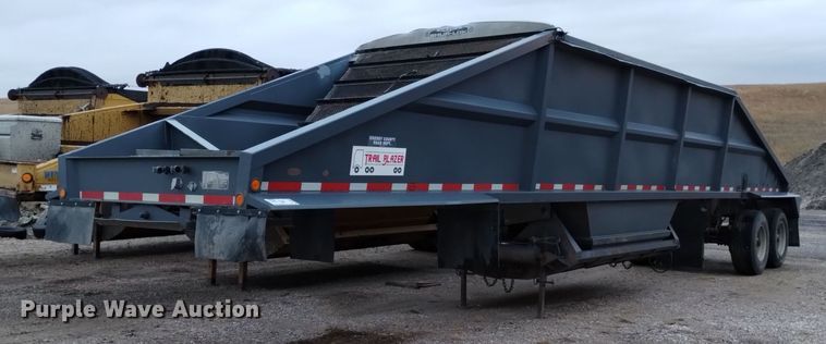 1996 Corn Belt Mfg. S-4202  bottom dump trailer - DK8901