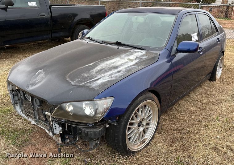 2002 Lexus IS 300 - DP3185