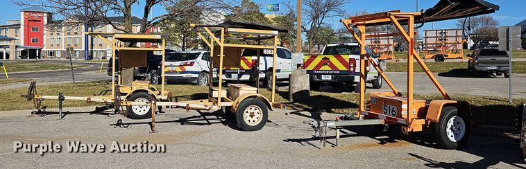 (3) arrow board trailers - DS5707