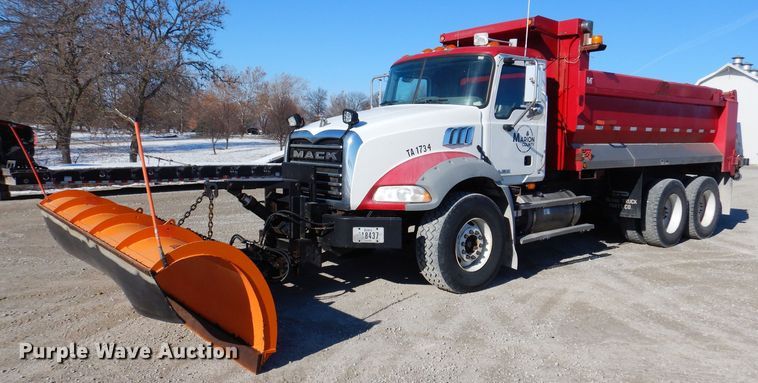 2008 Mack 800 GU  dump truck - LC9360