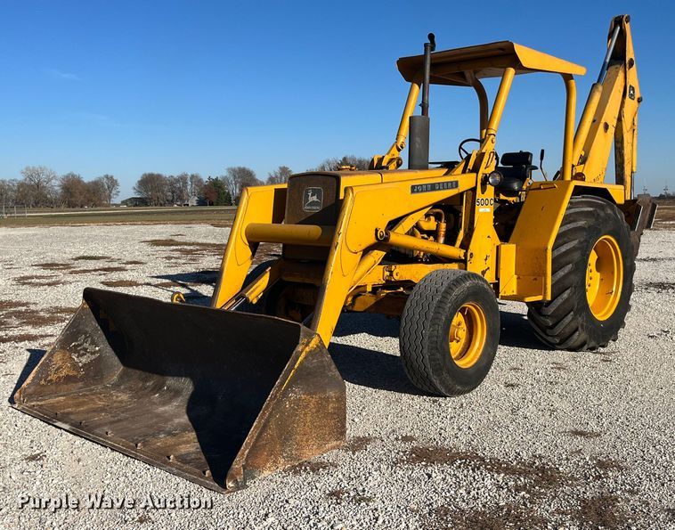 John Deere 500C  backhoe - LD9856