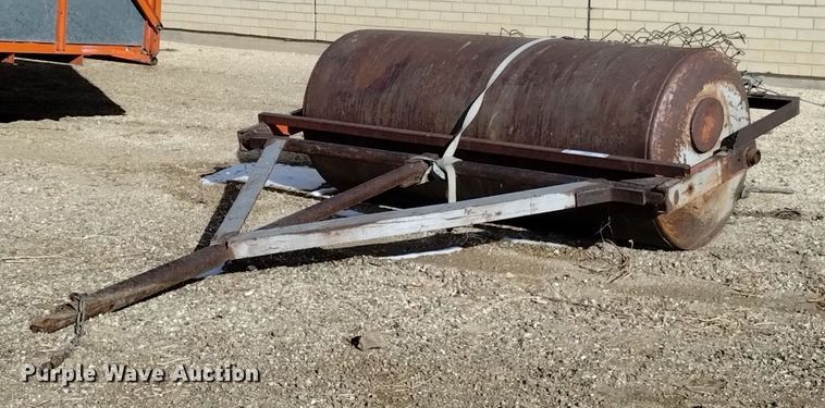 Shop built  single drum roller - LN9883