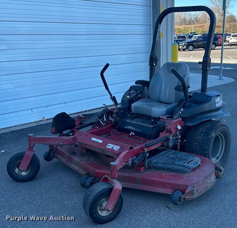 Toro Z Master Commercial  ZTR lawn mower - LO9326