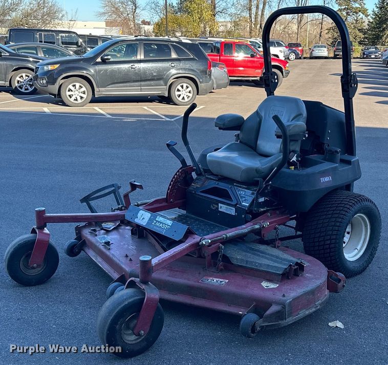 Toro Z Master Commercial  ZTR lawn mower - LO9327