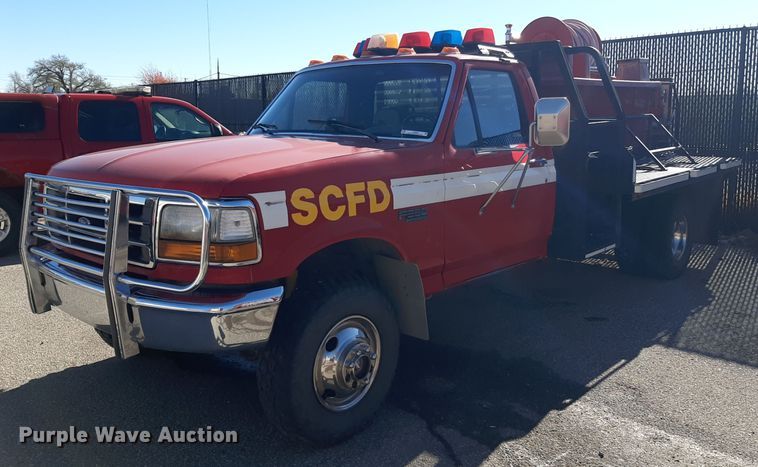 1992 Ford F350  brush fire truck - LX9832