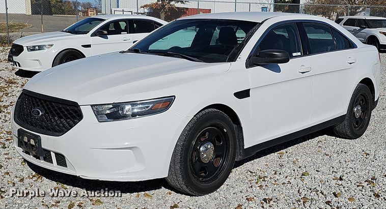 2015 Ford Taurus Police Interceptor - MH9502