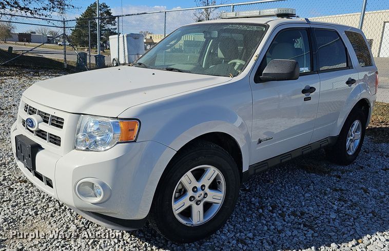 2010 Ford Escape Hybrid  SUV - MH9511