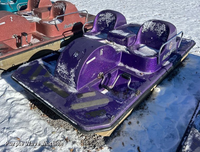 Paddle Wheeler  paddle boat - MO9112