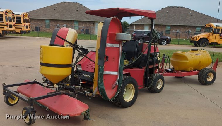 Steiner 230  turf sprayer - MX9442