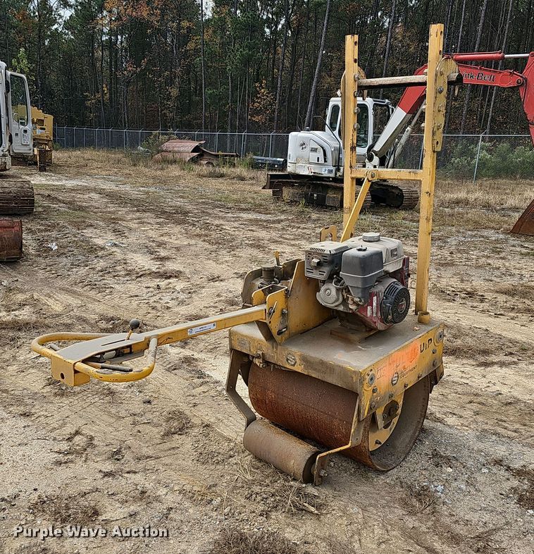 Multiquip V304EH11 compactor - NP9151