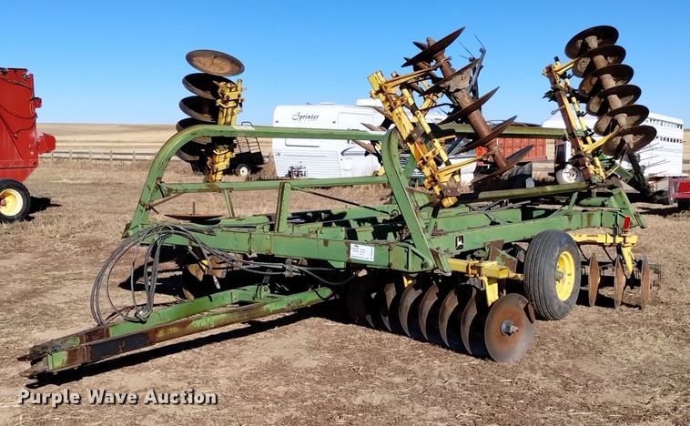 John Deere 230  double off-set disk - DK8889