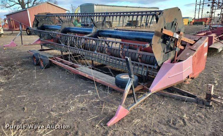 International 820-20  flex head - DL7794