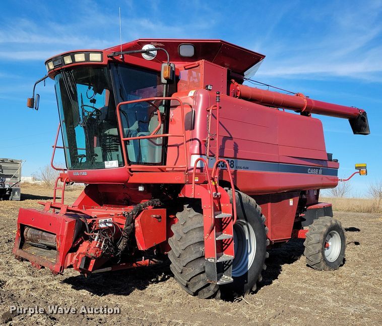 2001 Case International 2388 Axial-Flow  combine - DL7801