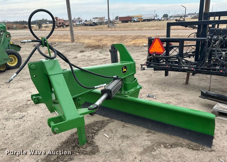 John Deere  blade - IU9159