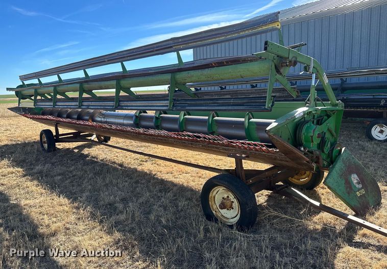 John Deere 930  rigid head - IU9192