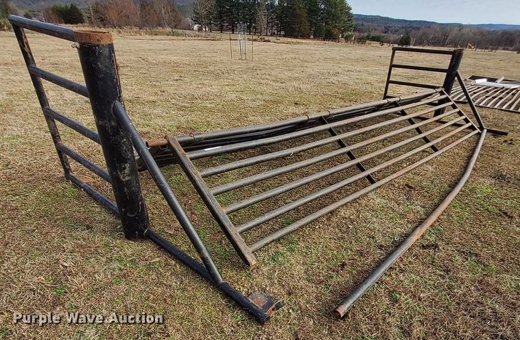 18' W cattle guard - MM9604