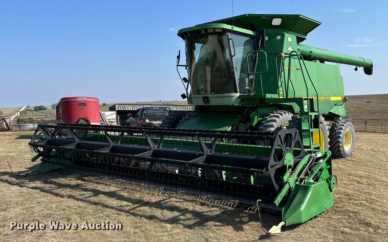 1998 John Deere 9610  RWA combine - NP9633