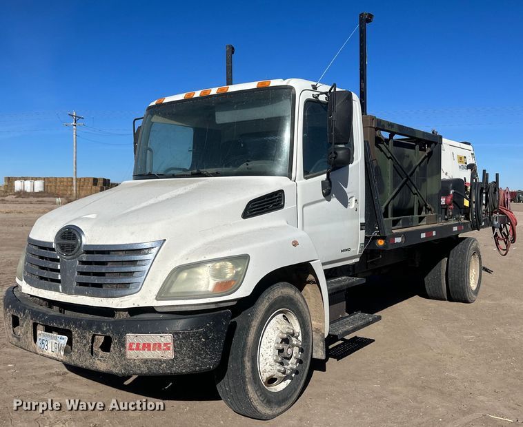 2006 Hino 268  utility / service truck - DM2648
