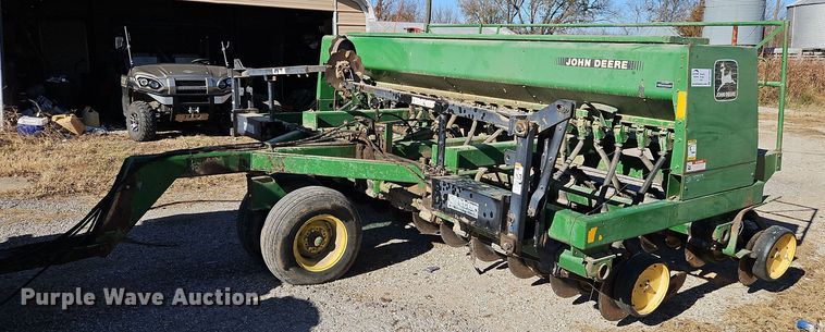 John Deere 750  grain drill - DN7080
