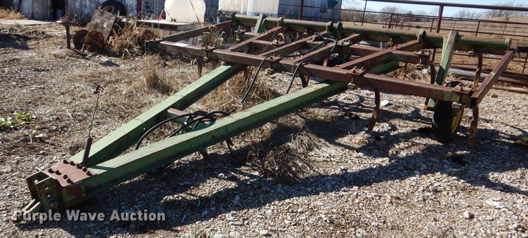 John Deere E1610  chisel - DR5904