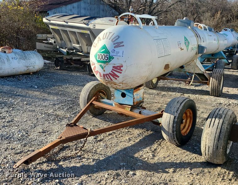 Farmland Industries  NH3 tank - DR7823
