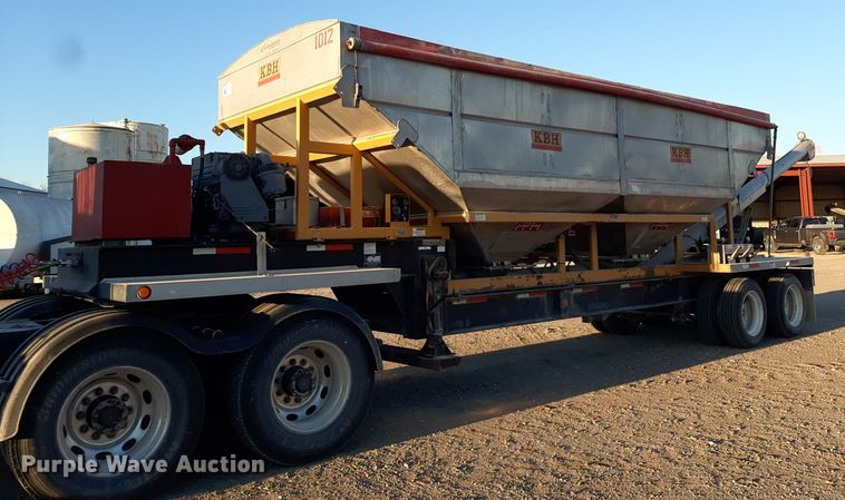 2014 KBH  fertilizer tender trailer - LX9955