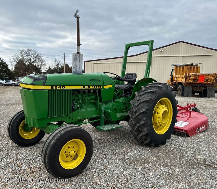 1981 John Deere 2640  tractor - NM9156