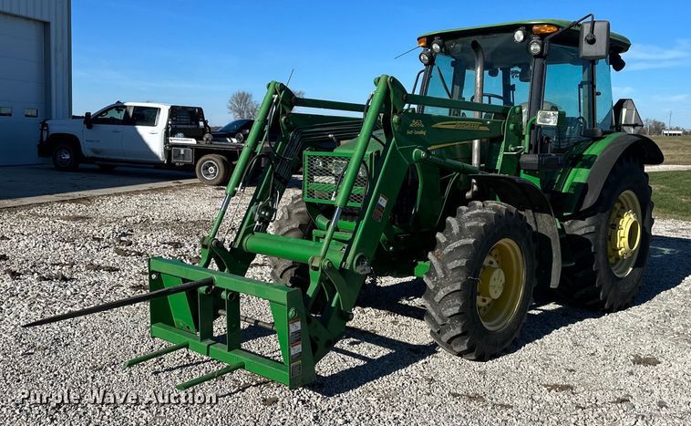2009 John Deere 5105M  MFWD tractor - OF9162