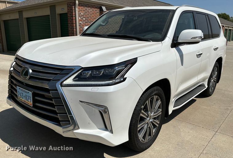2016 Lexus LX 570  SUV - DJ6186