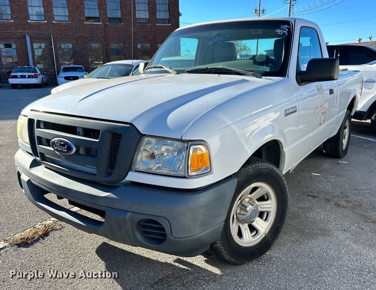 2010 Ford Ranger  pickup truck - DN0589
