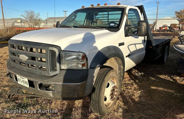 2006 Ford F450 Super Duty  flatbed truck - JT9206