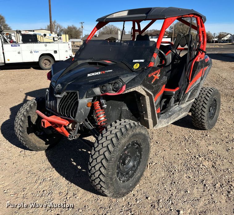 2016 Can-Am Maverick  utility vehicle - JT9228