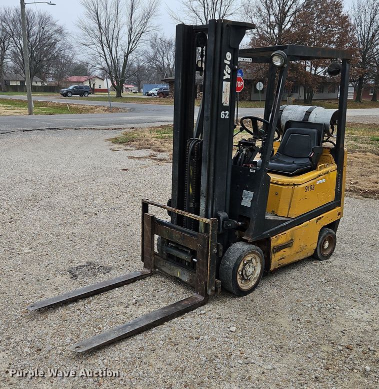 Yale GLC030CENUAE083 forklift - LB9652