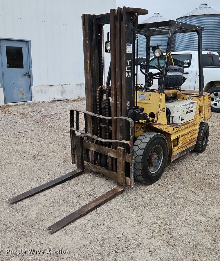 TCM FG25N2S forklift - LB9653