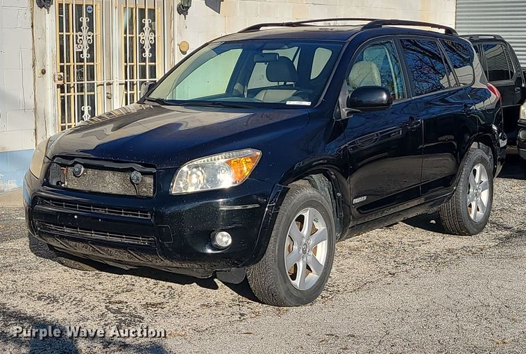 2007 Toyota RAV4  SUV - LJ9409
