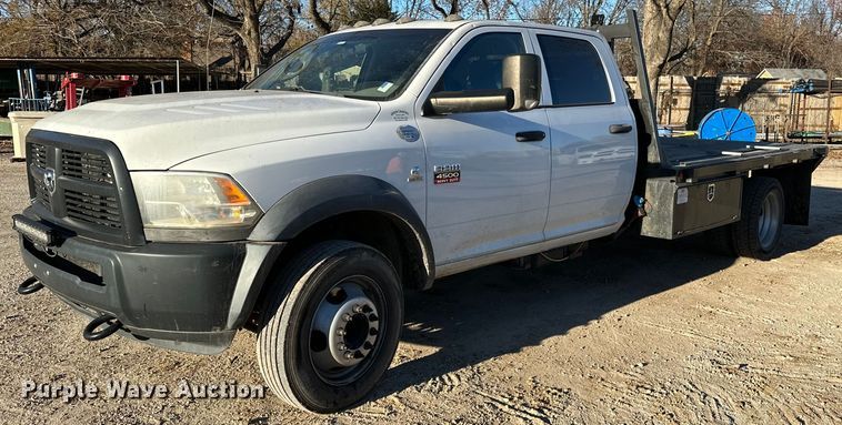 2012 Dodge Ram 4500 Crew Cab flatbed truck - LK9654