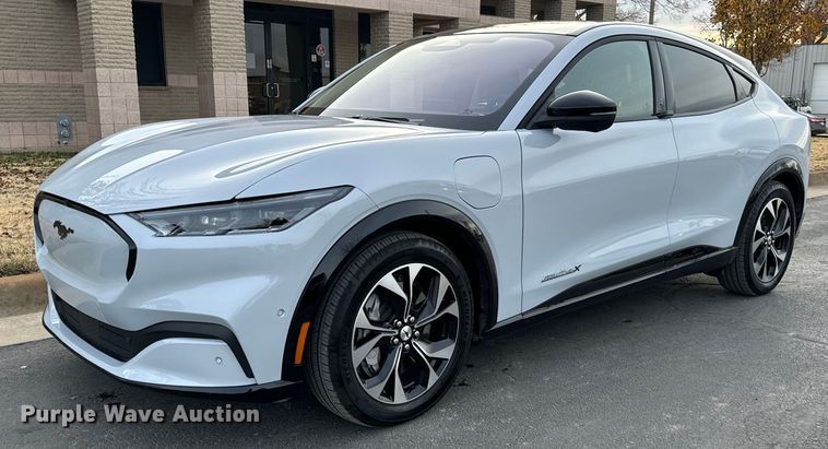 2021 Ford Mustang Mach E  SUV - NI9652
