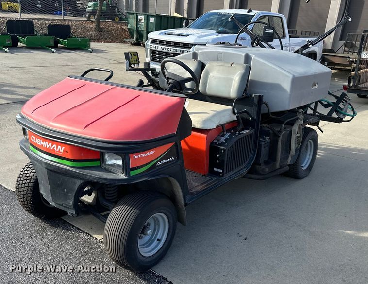 Cushman Turf-Truckster  turf sprayer - NL9246